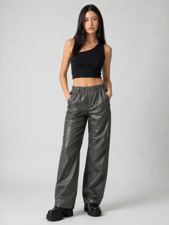 Pantalón Amaris Ecocuero Verde militar